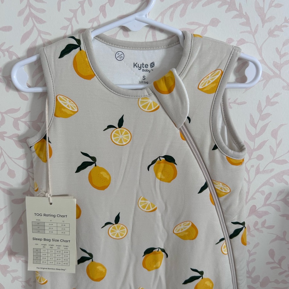 NWT *Kyte BABY* Citrus Print Sleep Bag